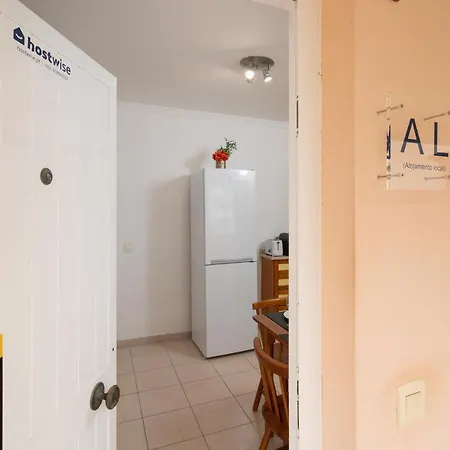 Lofty Restful Flat W/ Balcony - Vilamoura